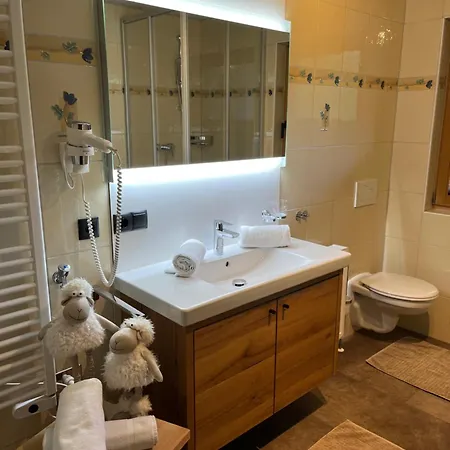 Joggelerhof * פינקנברג